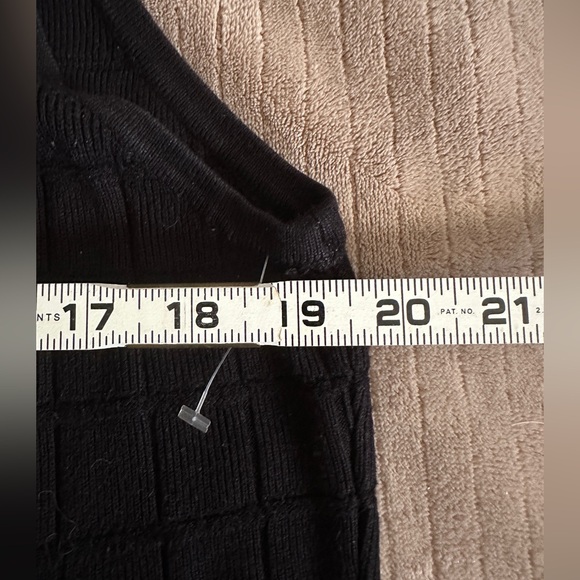 Jamie Sadock Black V-Neck Sweater Vest Button Up - Picture 8 of 16